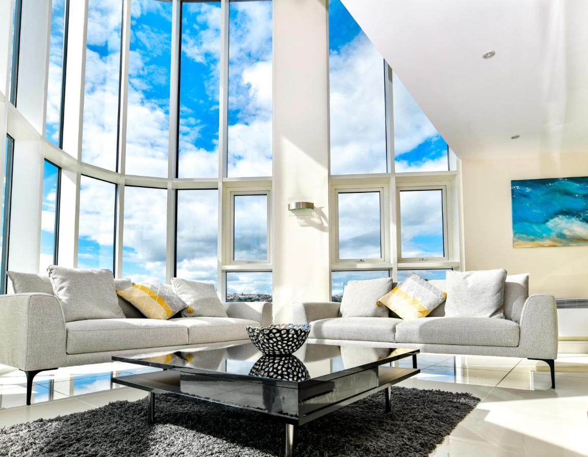 Just Stay Wales - Meridian Quay Penthouses Swansea Exteriör bild