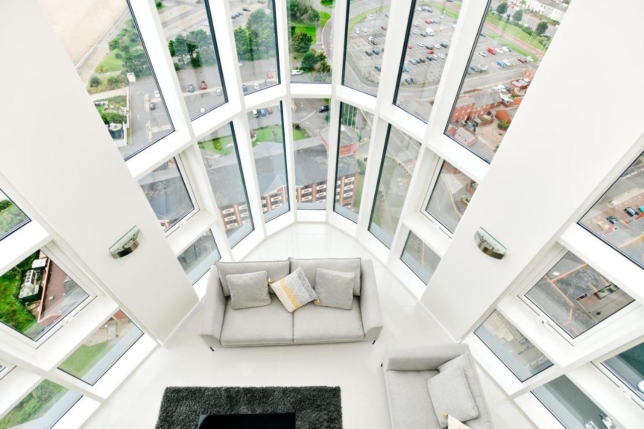 Just Stay Wales - Meridian Quay Penthouses Swansea Exteriör bild