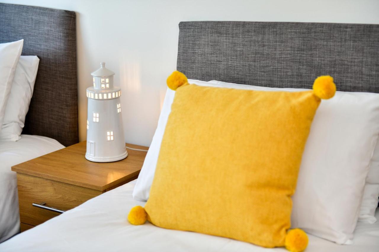 Just Stay Wales - Meridian Quay Penthouses Swansea Exteriör bild