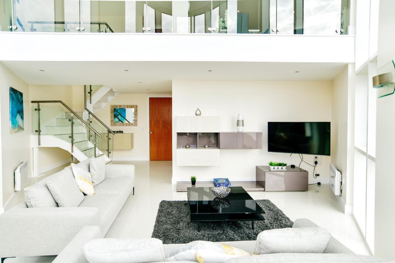Just Stay Wales - Meridian Quay Penthouses Swansea Exteriör bild