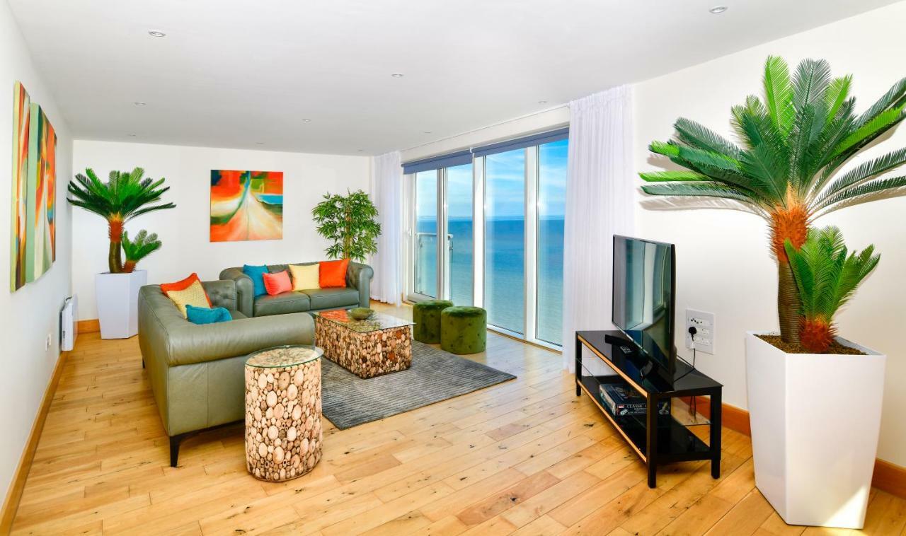 Just Stay Wales - Meridian Quay Penthouses Swansea Exteriör bild